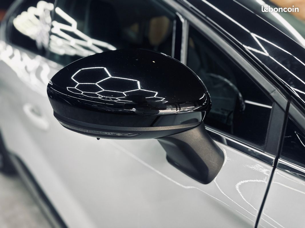 Renault CAPTUR 1.6 145CH Intens + CARPLAY + CAMERA + 2EME MAIN + ENTRETIEN CONSTRUCTEUR + GARANTIE 12 MOIS (image 40)