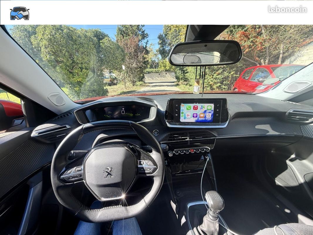 PEUGEOT 2008 1.5 BlueHDi - Allure - GARANTIE 24 MOIS - (image 10)