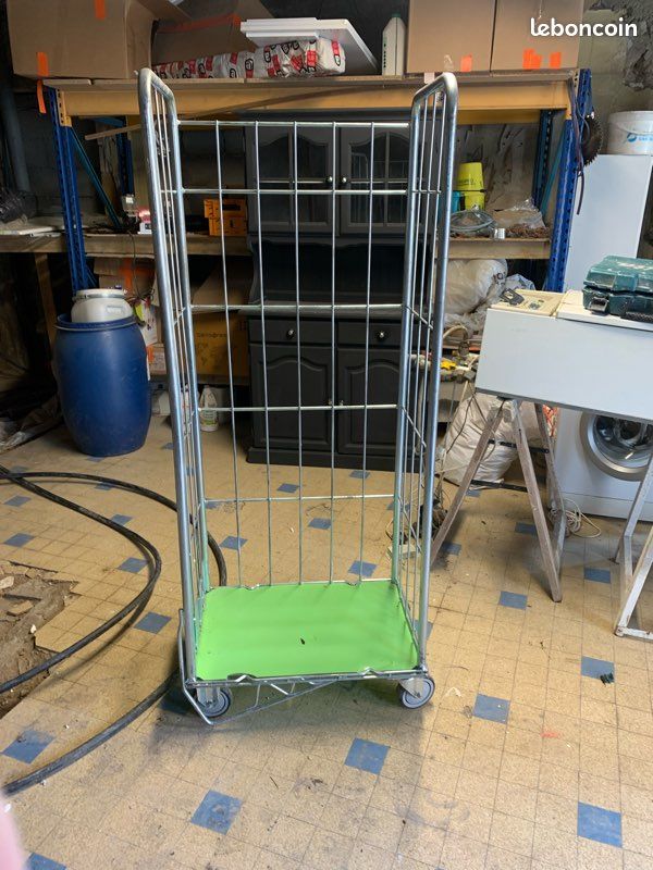 Chariot (image 1)
