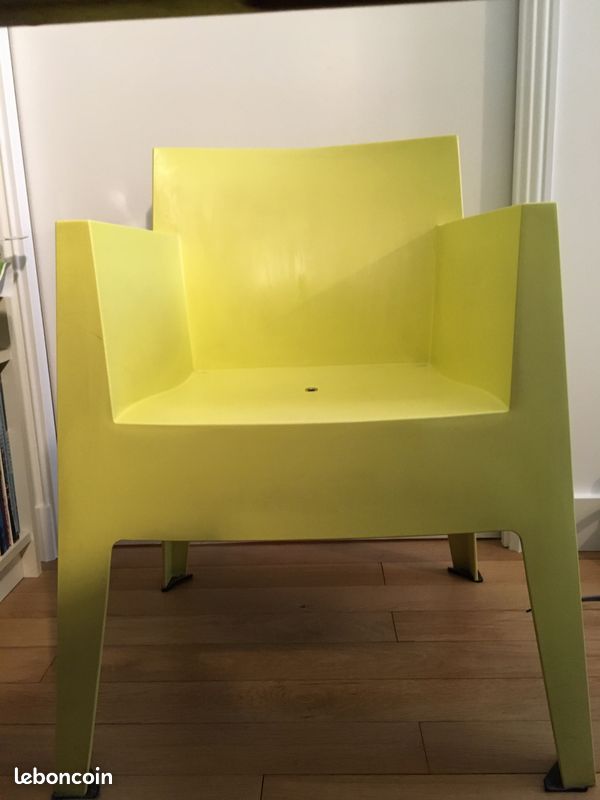 Fauteuil TOY, Starck (image 1)