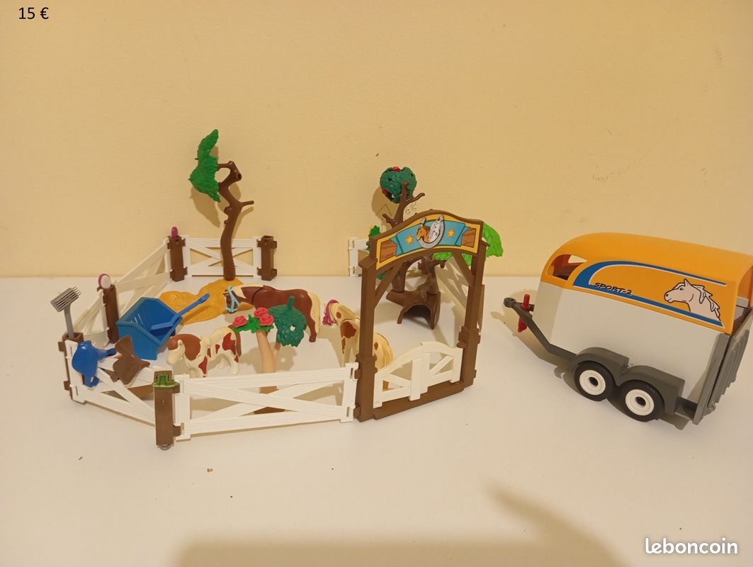Playmobils chevaux , crèche, noël ... (image 1)