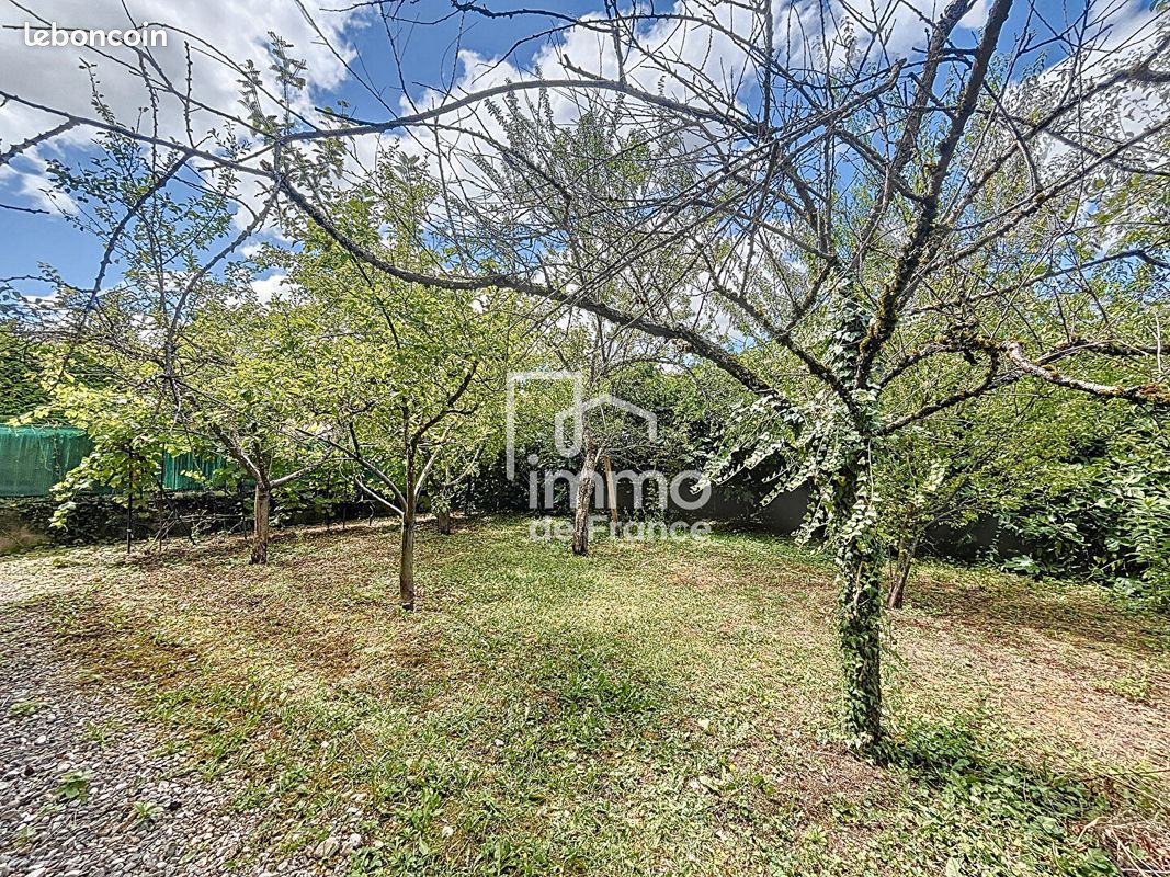 Maison 4 pièces 100 m² · à Oyonnax · 100 m² · 220 000 €