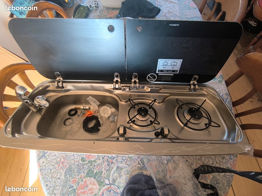 COMBINÉ 2 FEUX BAC À GAUCHE + ROBINET Mitigeur + protection ...