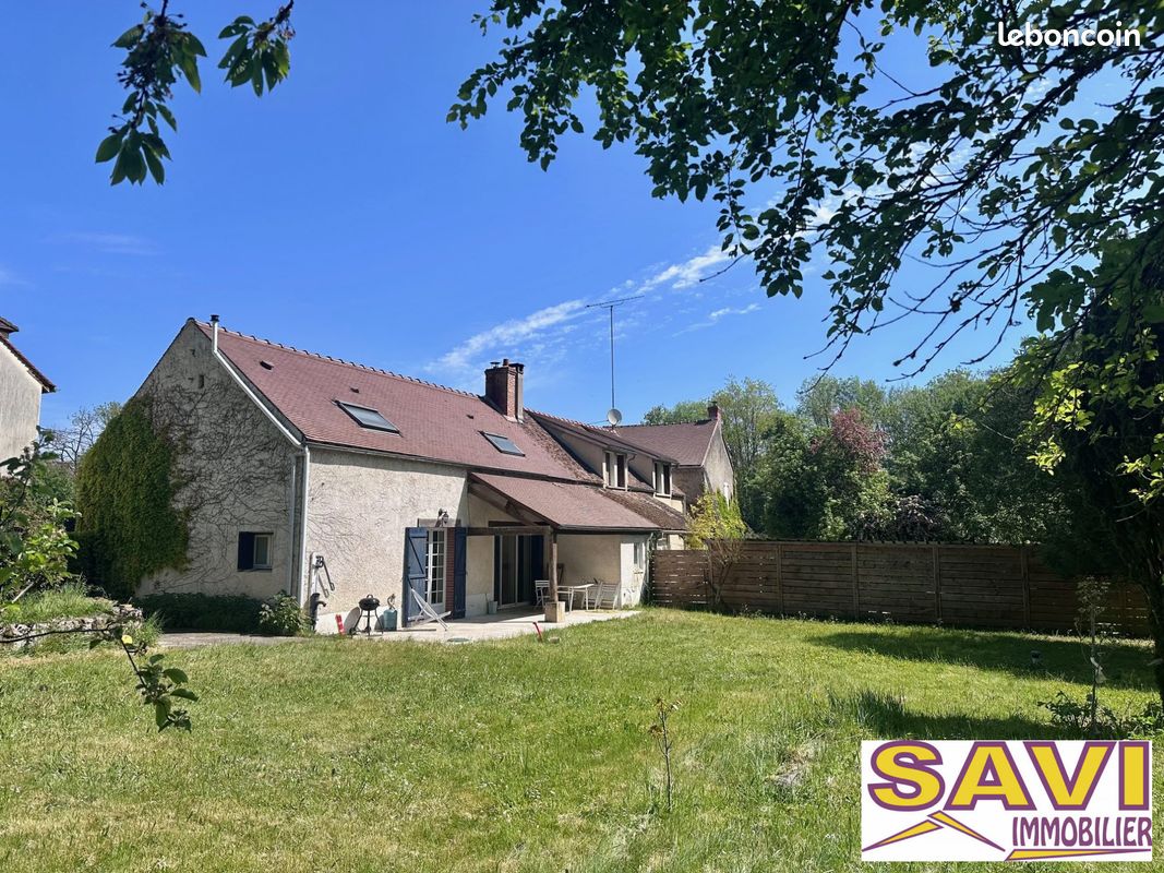 Maison 4 pièces 103 m² · à Nargis · 103 m² · 174 900 €