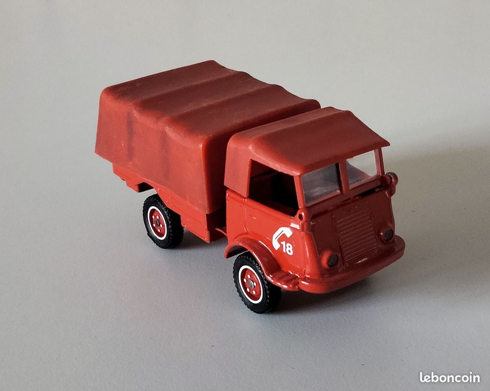 Papillon en céramique modèle unique peint a la main | Boutique