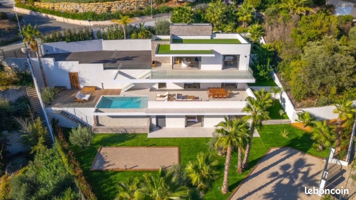 Maison 6 pièces 280 m² · à Sainte-Maxime · 280 m² · 3 500 000 €