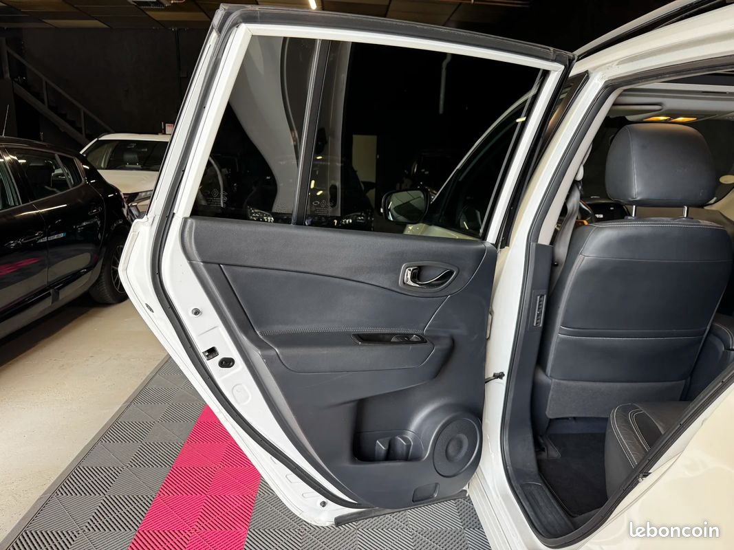 Renault KOLEOS Initiale LIMITED + ATTELAGE (image 25)