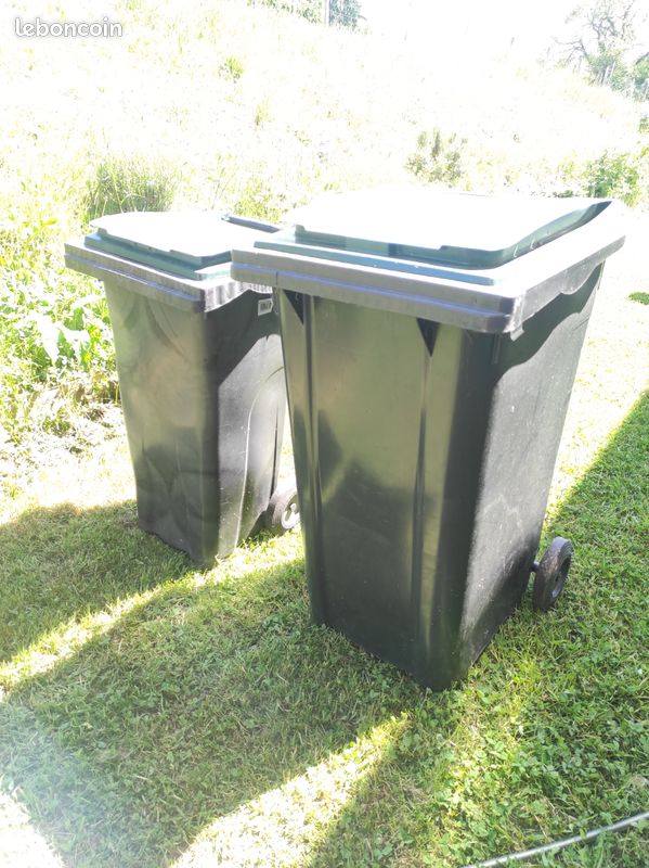 Poubelles (image 1)