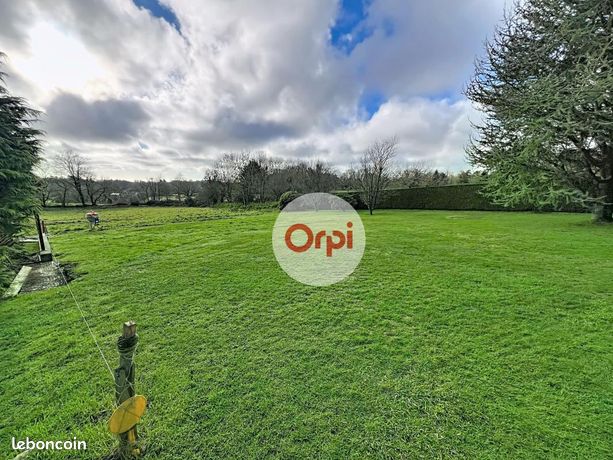 Terrain 636 m² Questembert