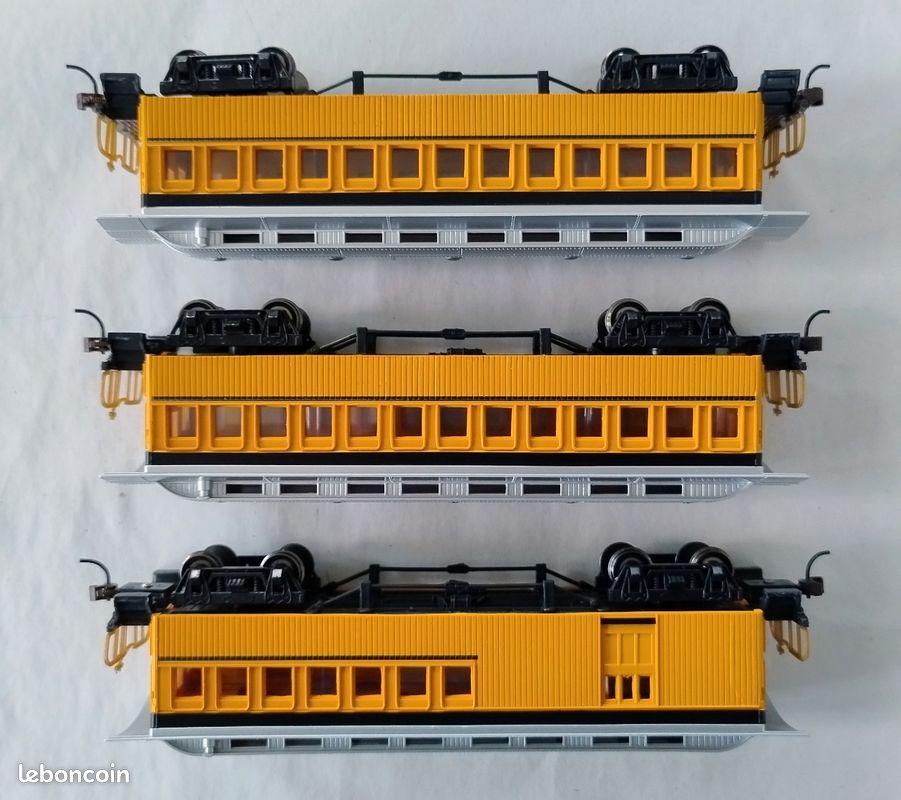 Train Miniature HO BLZ - 3 Voitures Voyageurs Saucisson - Vert Acier Embouti - 3 Rails - France 1948