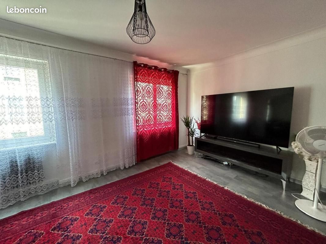 Immeuble 7 pièces 234 m² · à Mulhouse · 234 m² · 250 000 €