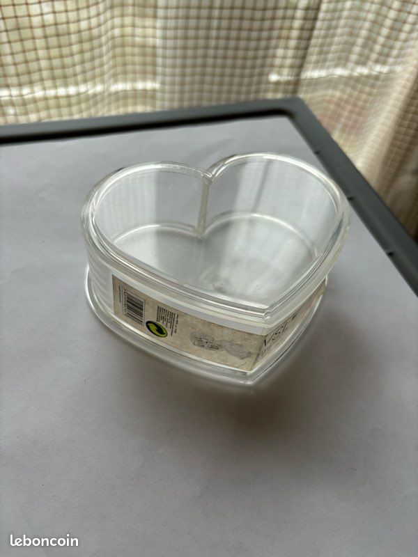 Boîte à Musique Suisse En Bois Sur