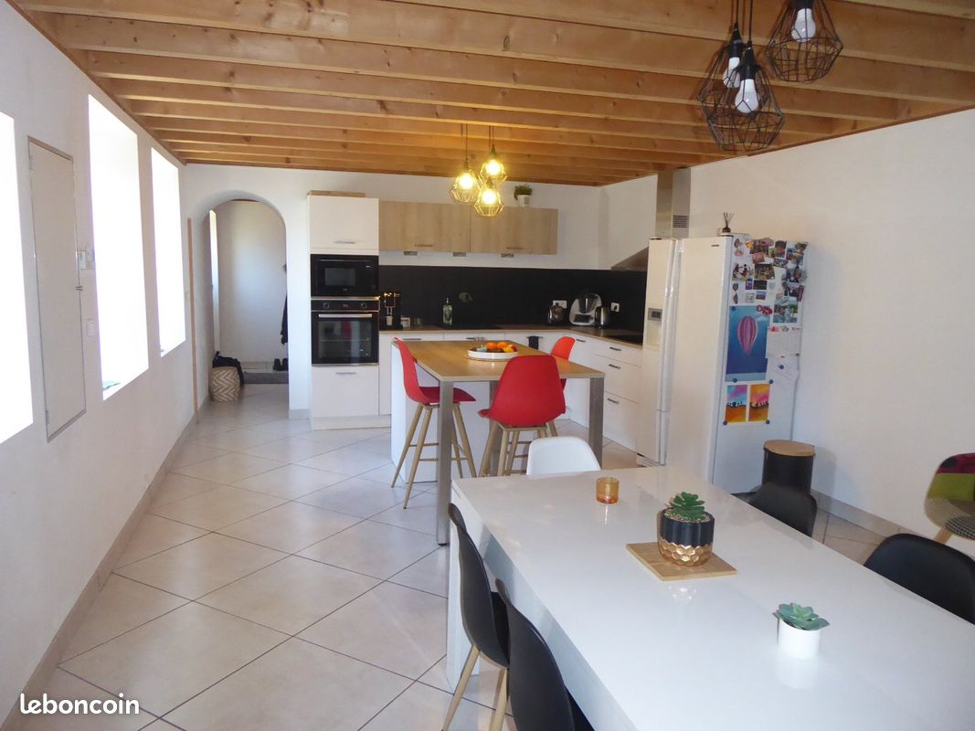 Maison 5 pièces 126 m² · à Trept · 126 m² · 235 000 €