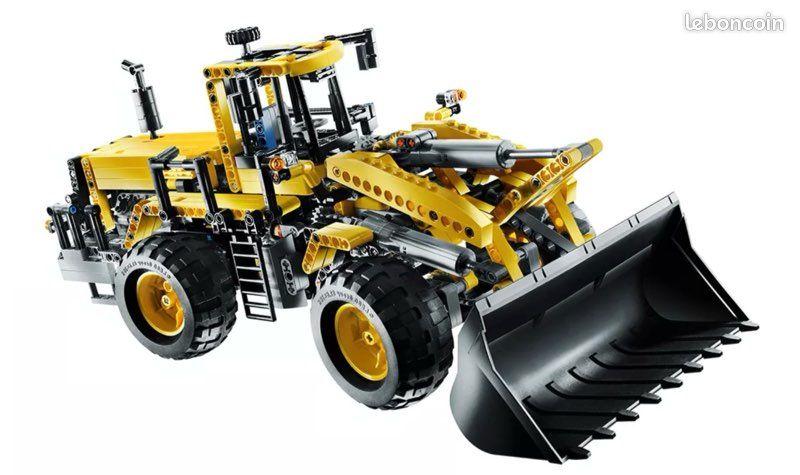 Lego Technic 8265 la chargeuse a pneu ou le grutier (image 1)