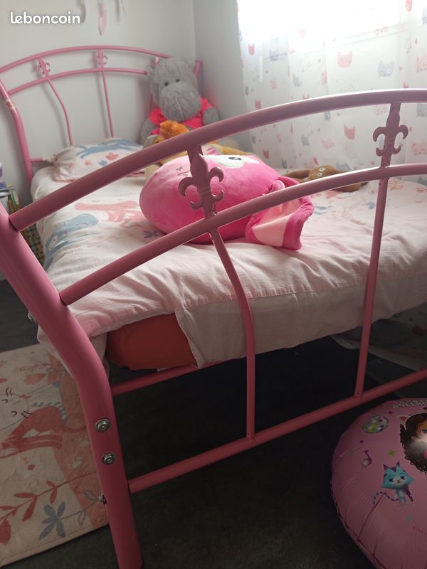 Lit enfant rose 190 x 90 (image 1)
