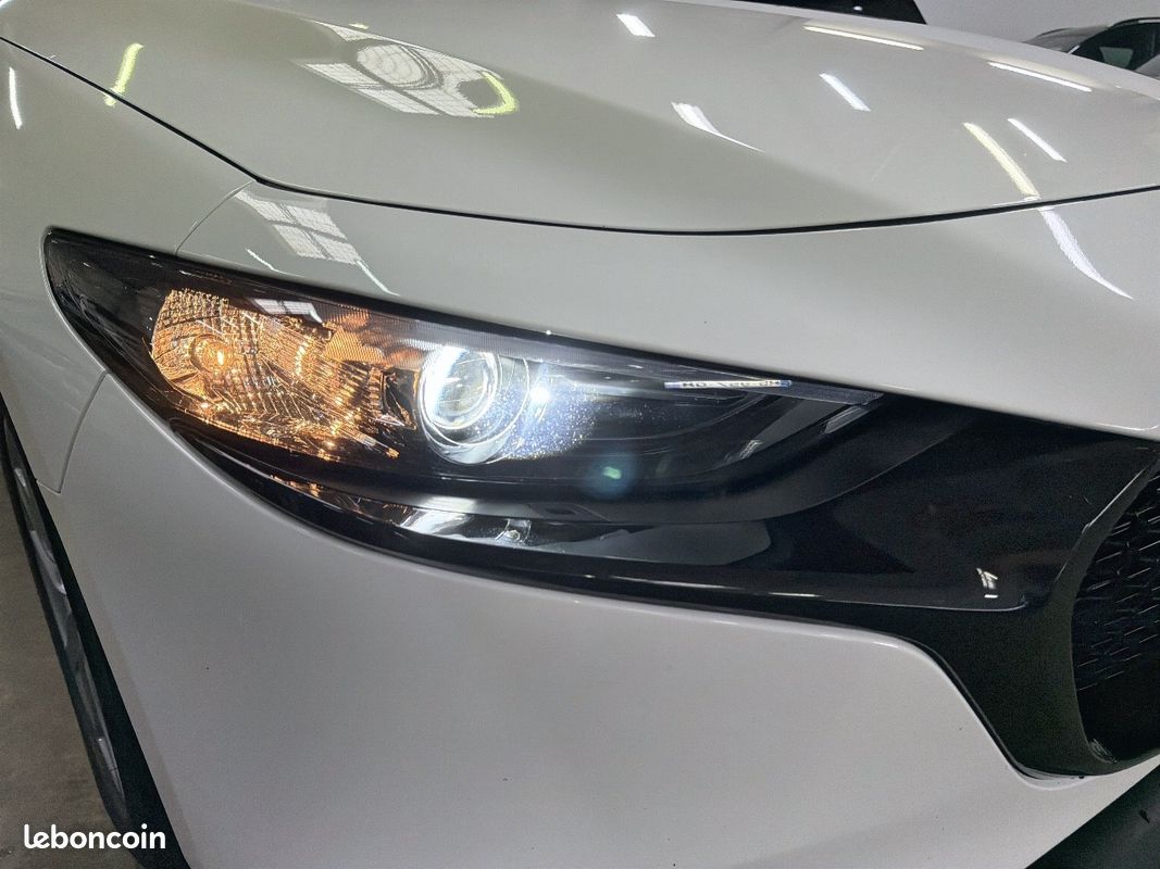 MAZDA Mazda3 5 portes 2.0L e-SKYACTIV-G M Hybrid 122 ch BVM6 Prime-Line (image 23)