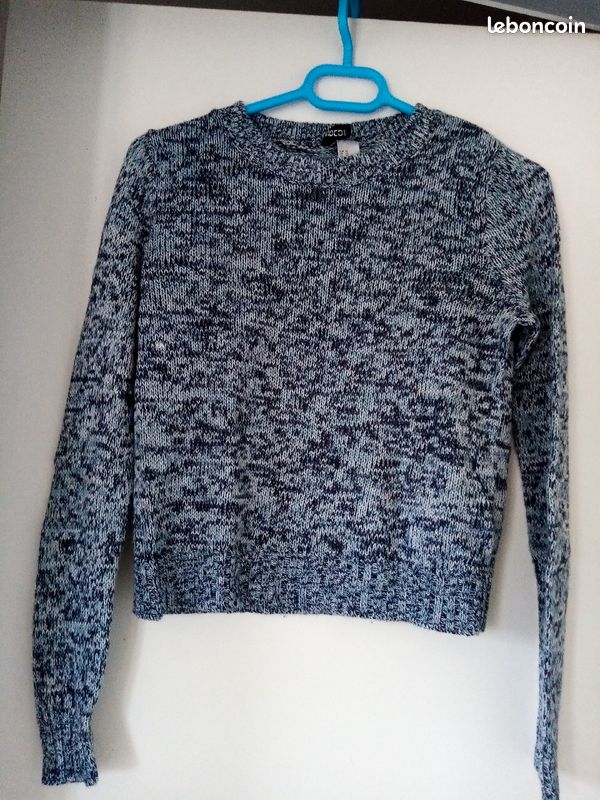 Pull bleu (image 1)