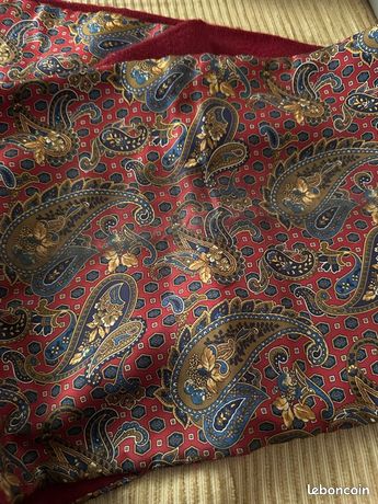 Foulard en soie - NINA RICCI Paris - 85 cm x 85 cm vintage scarf