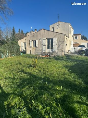 Maison SAINTES quartier PALISSY RIVE DROITE 70 m2 sur un terrain de 400m2