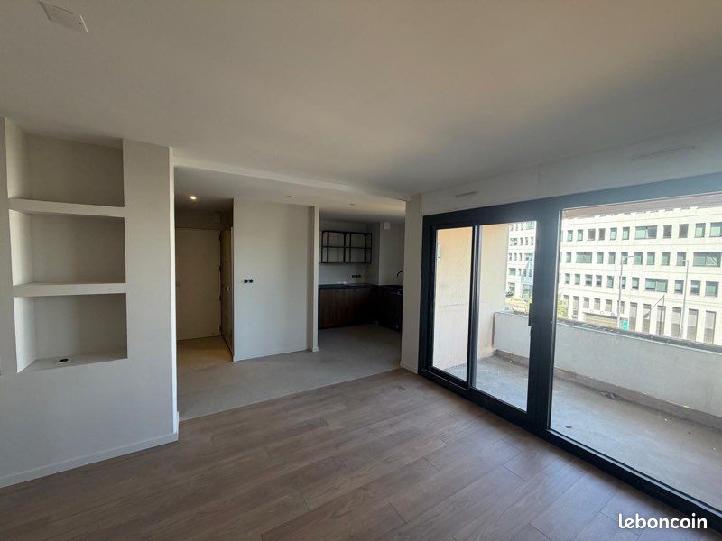 Appartement 3 pièces 50 m² · à Saint-Étienne · 50 m² · 690 €