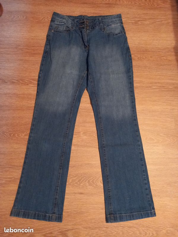 Jeans femme blanche porte (image 1)