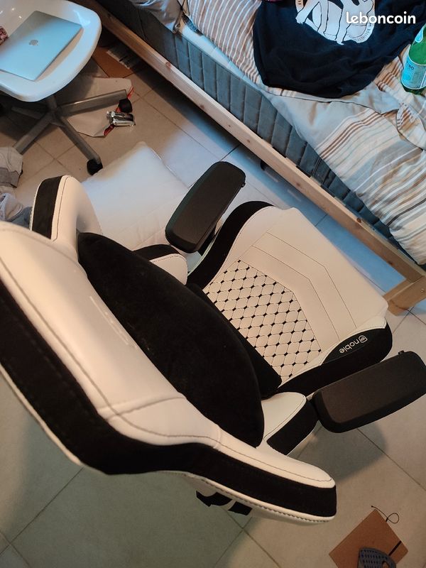 Chaise gamer noblechairs (image 3)