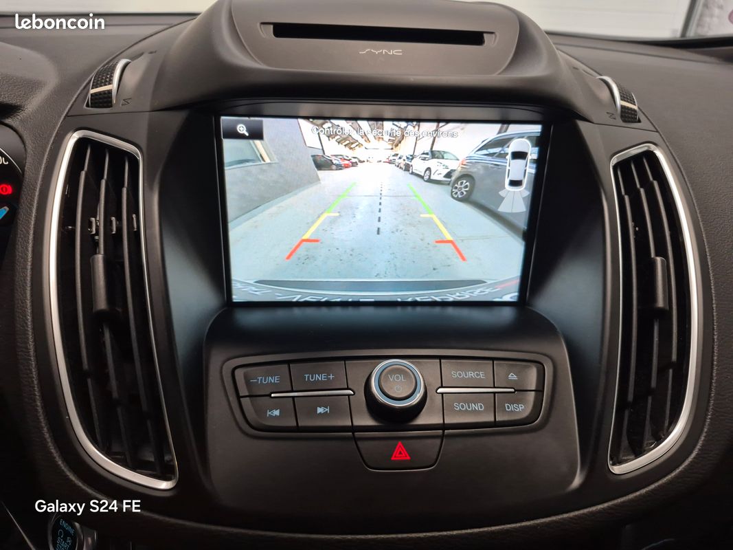 Ford c-max 1.0 125cv essence titanium 1ère main gps cuir caméra coffre électrique distribution neuf (image 5)