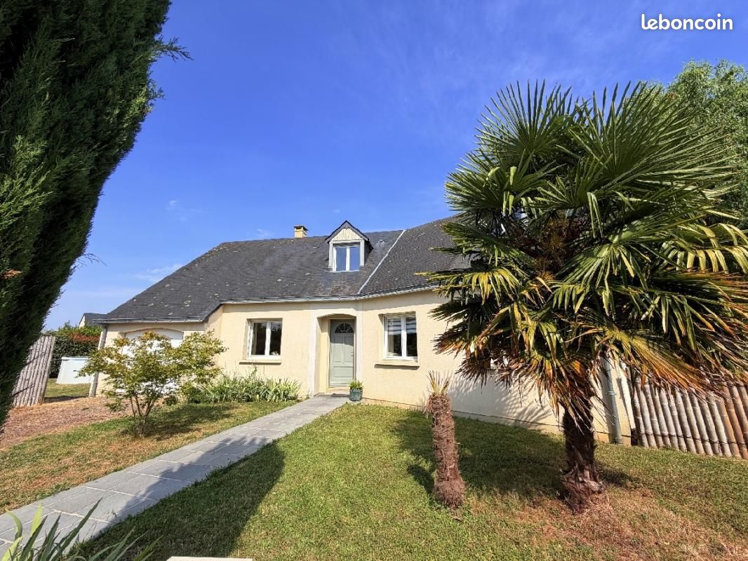 Maison 10 pièces 160 m² · à Longuenée-en-Anjou · 160 m² · 388 000 €