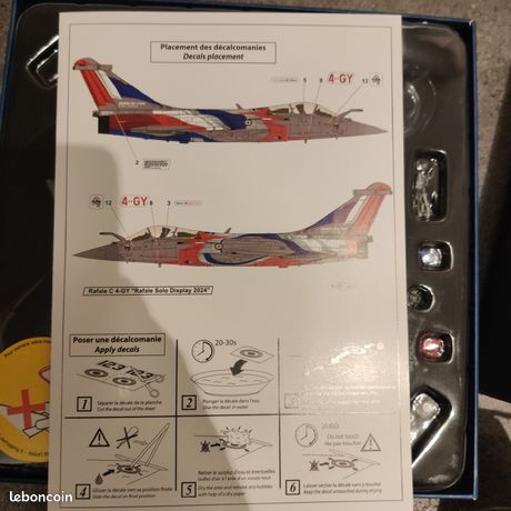 Maquette Avion Dassault RAFALE C 1/72 – Display Solo 2021, Type Altaya, Neuf Boîte Ouverte