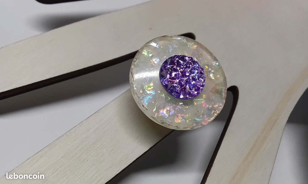 Bague 💍 artisanale ajustable en polyester, plastique, anneau en laiton, diamètre du bijou 25mm (image 3)