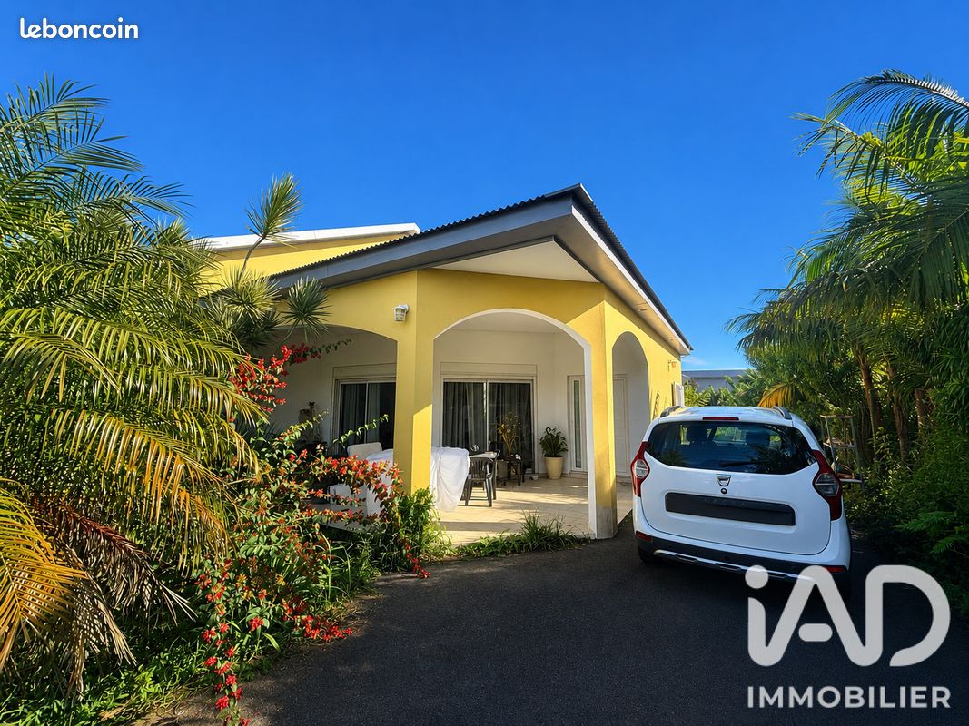 Maison 5 pièces 131 m² · à Saint-Joseph · 131 m² · 286 000 €