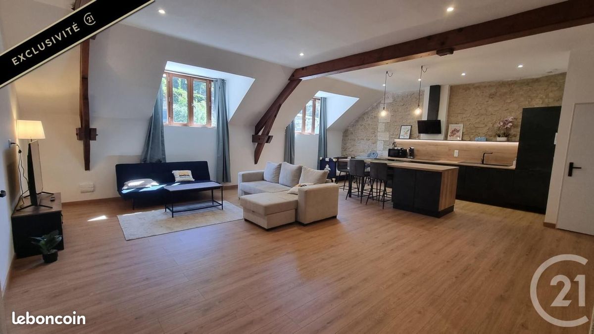 Appartement 3 pièces 94 m² · à Sarlat-la-Canéda · 94 m² · 265 000 €