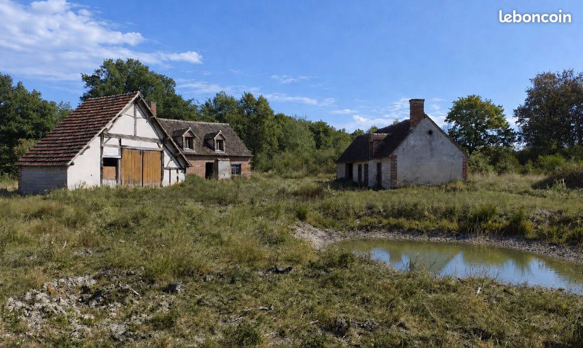 Maison 3 pièces 160 m² · à Loreux · 160 m² · 242 000 €