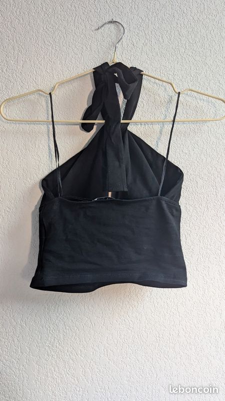 Dos Nu Bershka Top Dos Nu Noir Noué à La Nuque – Bershka – Taille