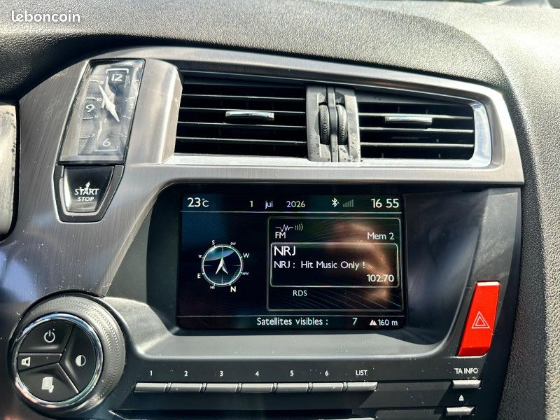 Citroen DS5 1.6 BLUEHDI120 SO CHIC S&S (image 10)