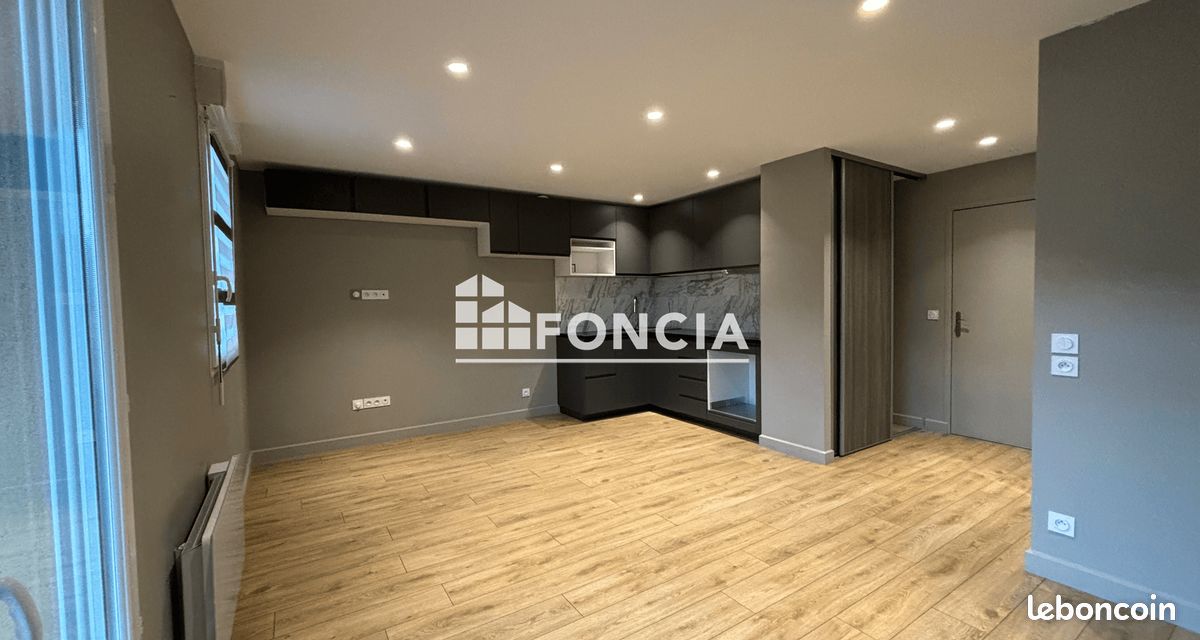 Appartement 2 pièces 42 m² · à La Rivière-Saint-Sauveur · 42 m² · 750 €/mois