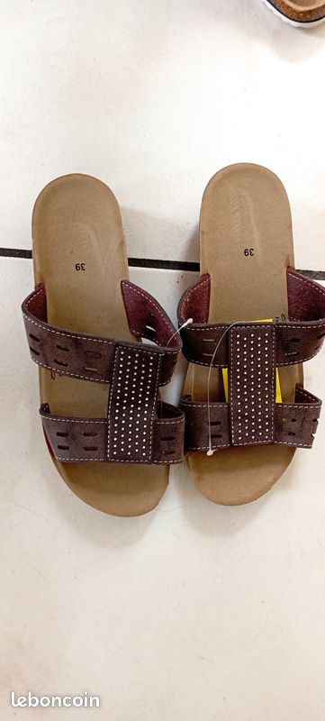 Nus pieds cuir marron P 39 neuf (image 2)