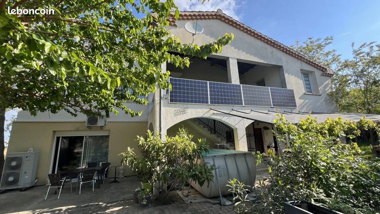 Maison 7 pièces 230 m²