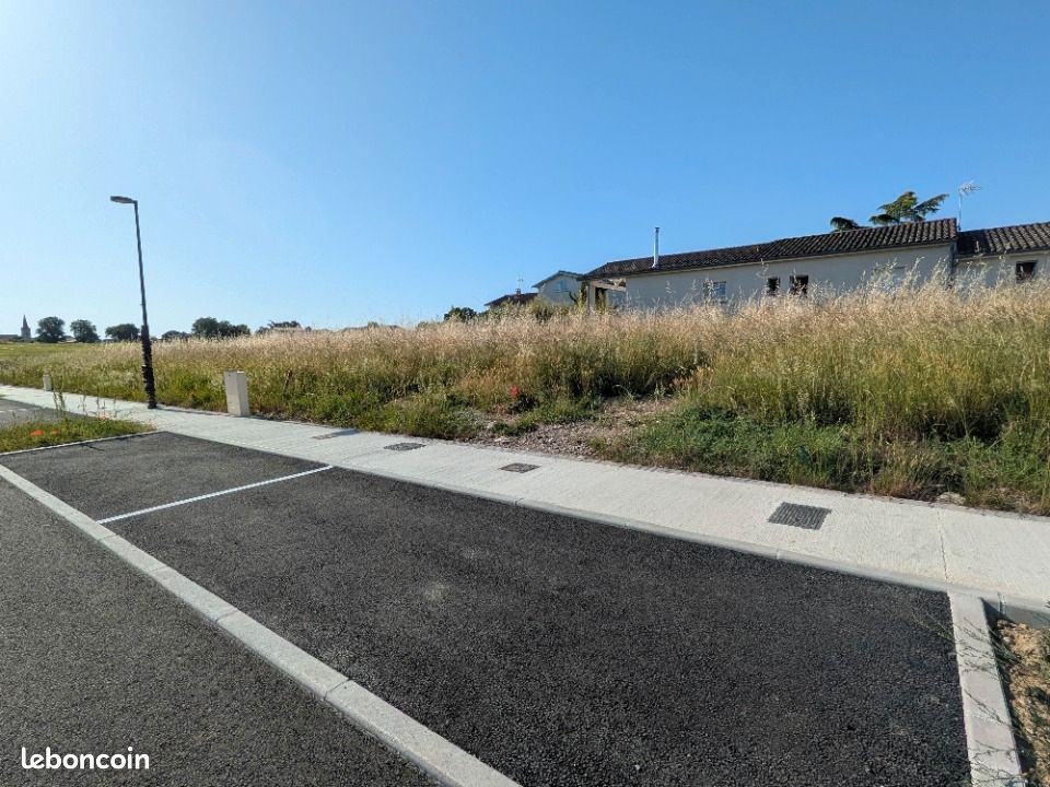 Terrain 273 m² · à Saint-Clar-de-Rivière · 54 900 €