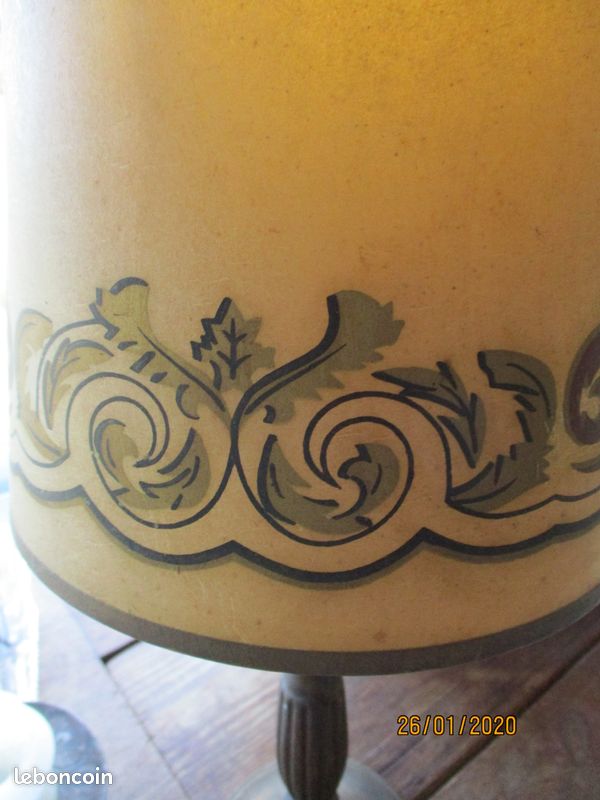 Lampe a poser socle en bois (image 3)