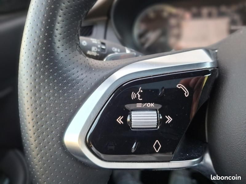 Jaguar E-Pace P300e PHEV R-Dynamic Black BVA AWD (image 14)