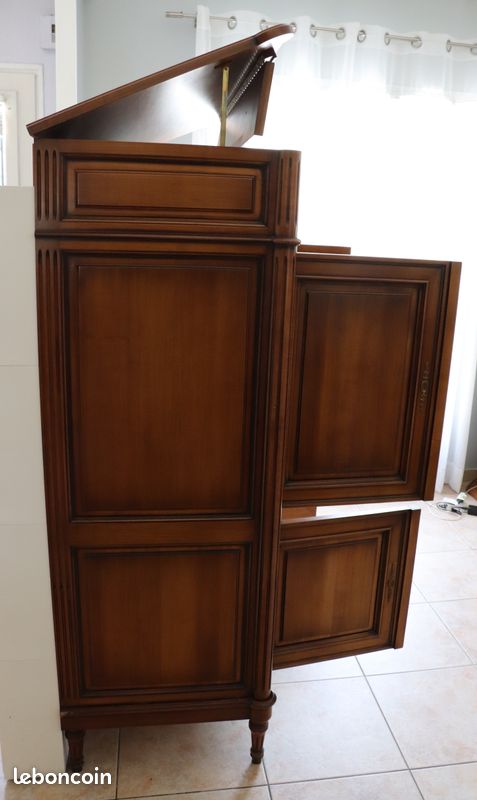 Très beau meuble de rangement en merisier massif style Louis XVI (image 10)