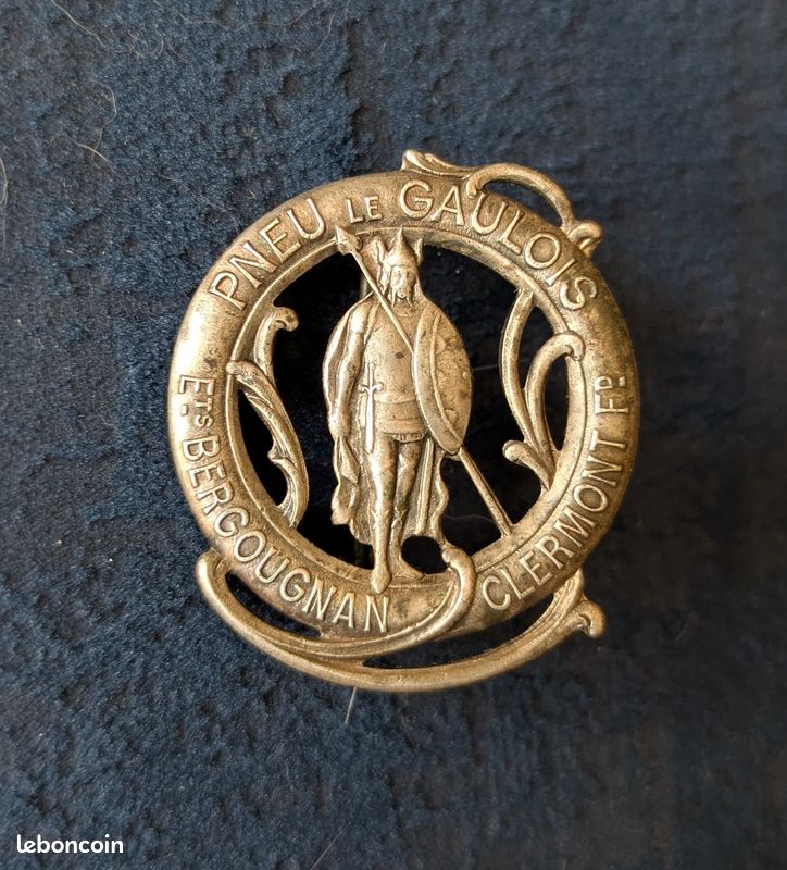 Broches Martine Kerbaol Comoedia