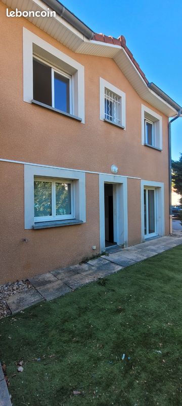Appartement 3 pièces 57 m² · à Saint-Bonnet-de-Mure · 56,7 m² · 1 170 €/mois