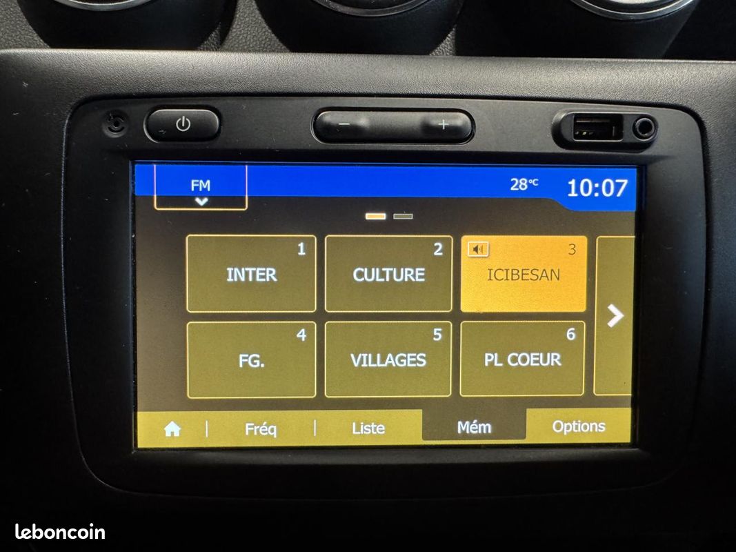 DACIA DUSTER 1.3 TCe 4x4 ESSENCE/GPL PRESTIGE - 130 - CAM - SIEGES CHAUFFANTS (image 25)