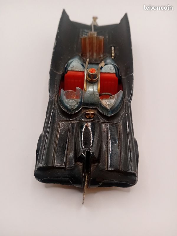 Batmobile Corgi Toys 1967 – 1/36ème – Réf.267 1ère Version – Miniature Métal Occasion