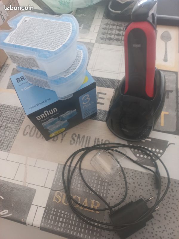 Rasoir braun s3 avec station lavage (image 2)