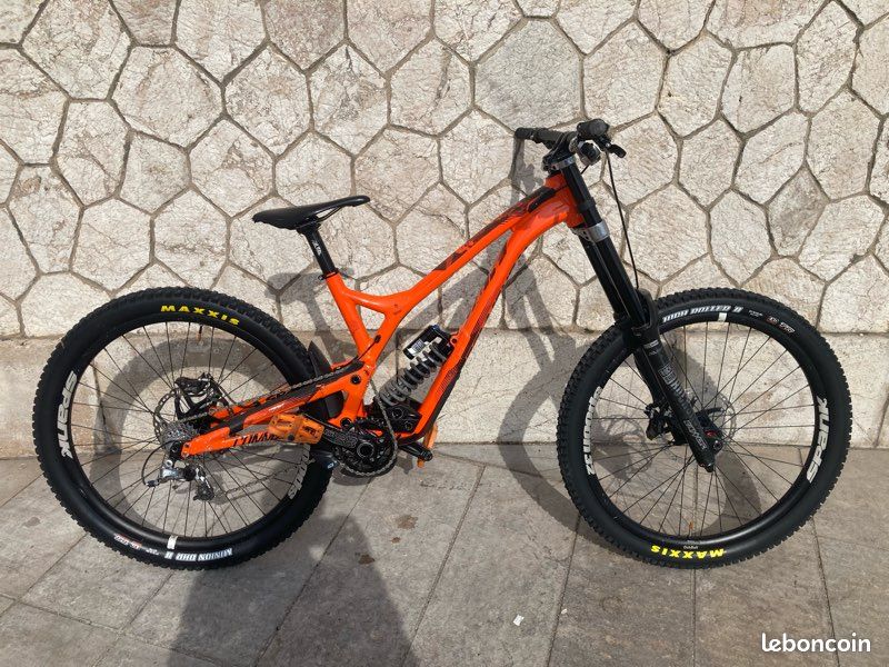 Commencal Supreme Dh V4 Orange World Cup Commencal Supreme Dh V4
