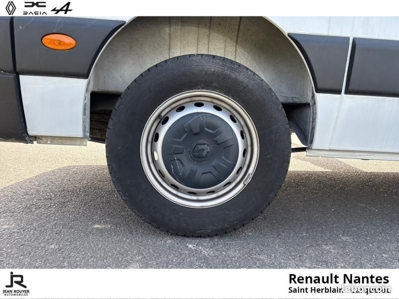 Renault Master Fg F3500 L3H3 2.3 Blue dCi 135ch Confort Euro6 (image 20)