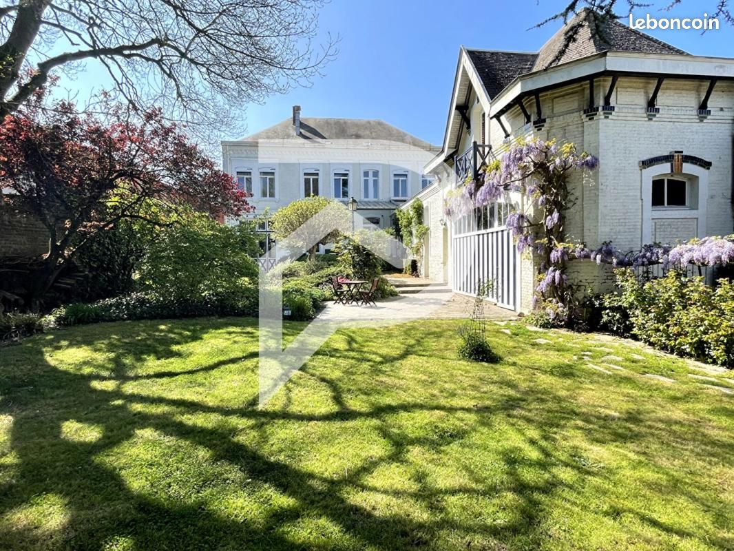 Maison 11 pièces 315 m² · à Caudry · 315 m² · 277 900 €